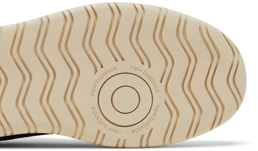 New Balance 302 'Negro Taupe Tranquilo' CT302WA Purchase New Balance 302 'Negro Taupe Tranquilo' CT302WA