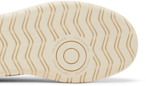 ニューバランス302 "ホワイト/ナイトウォッチグリーン" CT302RA Purchase ニューバランス302 "ホワイト/ナイトウォッチグリーン" CT302RA