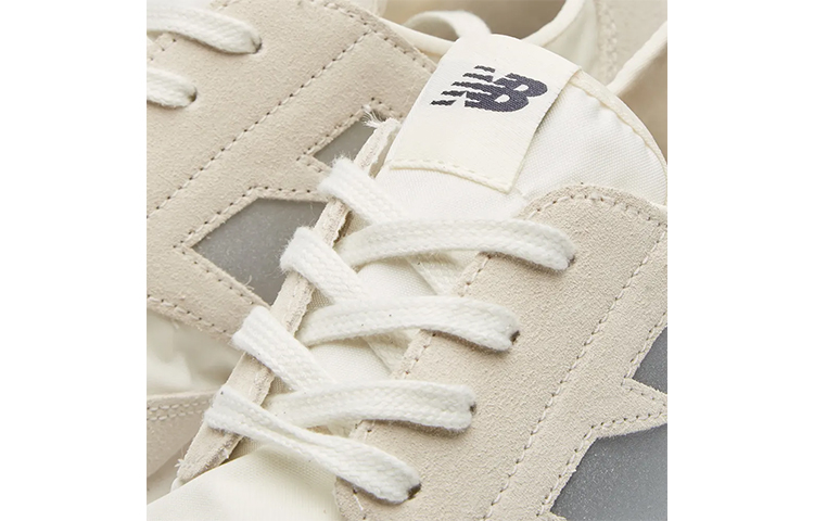 Lookbook New Balance 320 Siri Kelabu U320BW