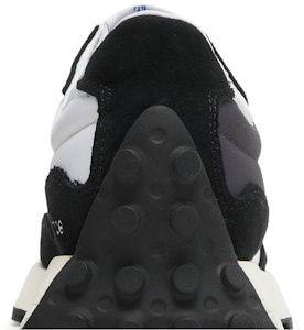 뉴발란스 327 '블랙 팬텀' MS327LB1 MS327LB1 Sizing 뉴발란스 327 '블랙 팬텀' MS327LB1 MS327LB1