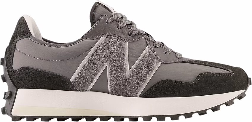 new-balance-327-blacktop-women