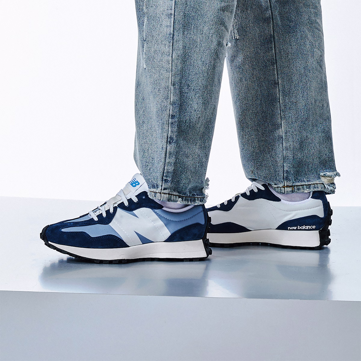 New Balance 327 'Blue White'