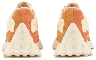 New Balance 327 '夏威夷果奶油' U327MC Shop New Balance 327 '夏威夷果奶油' U327MC