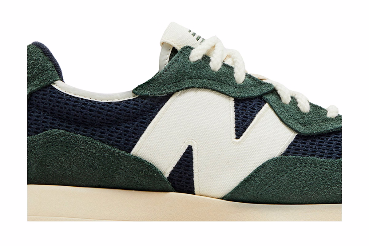 New Balance 327 'Midnight Green Outerspace' U327WVD