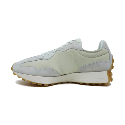 NB 327 'Moonbeam Linen Fog'