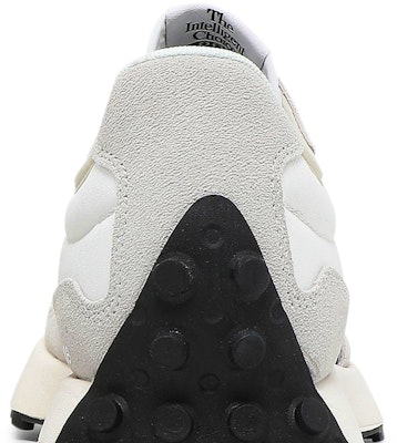 New Balance 327 'Sea Salt' MS327FE Sizing New Balance 327 'Sea Salt' MS327FE