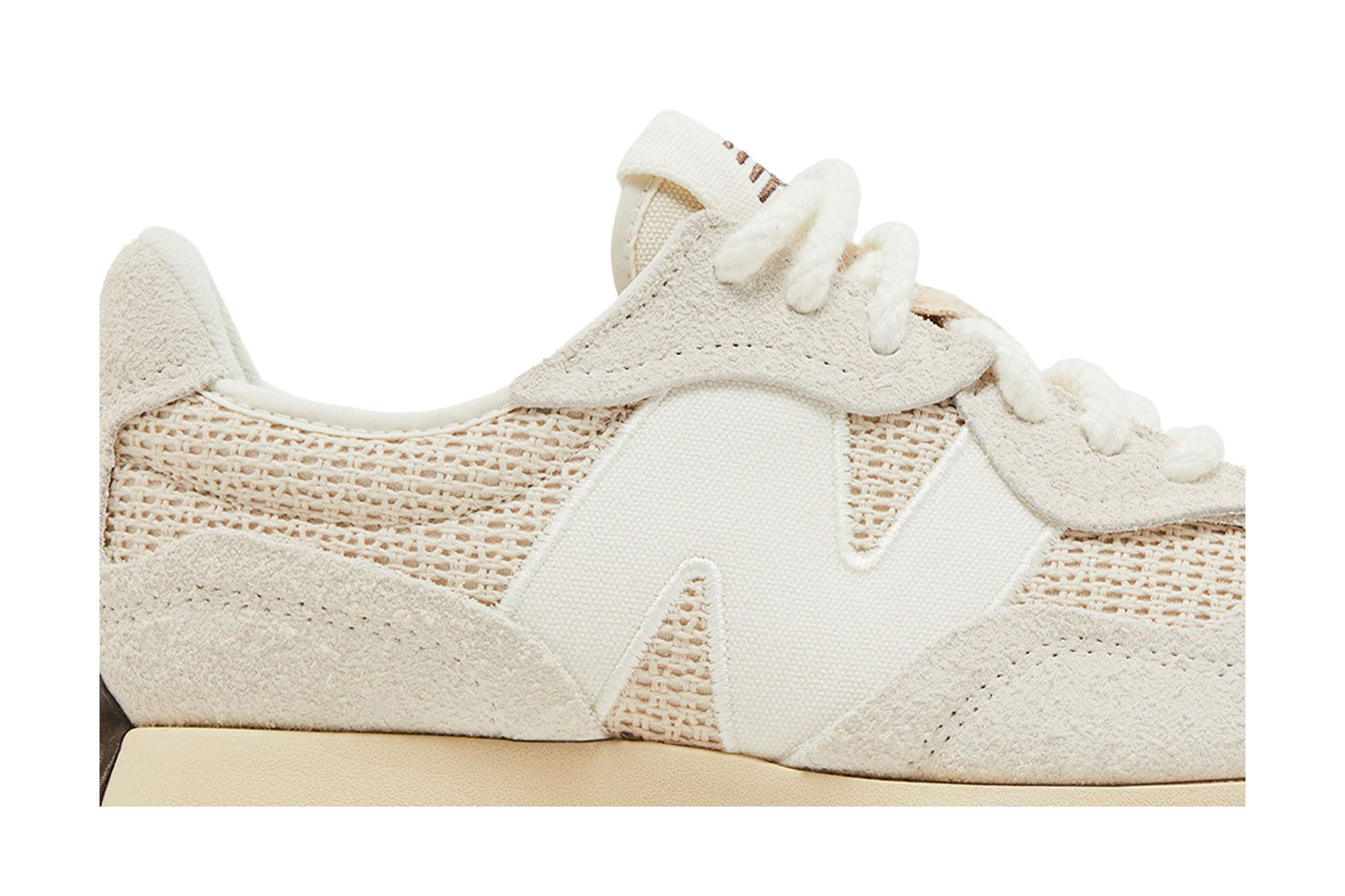 Lookbook New Balance 327 'Sea Salt Linen' U327WVA