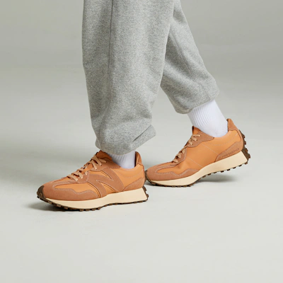 New Balance 327 Toast Tawny Birch
