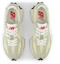 Lookbook New Balance 327 女款運動鞋 WS327UF-B
