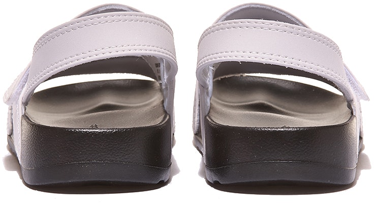 New Balance 3601 Sandalias Planas Deportivas Velcro Punta - Negro y Blanco SD3601GBW Lookbook New Balance 3601 Sandalias Planas Deportivas Velcro Punta - Negro y Blanco SD3601GBW