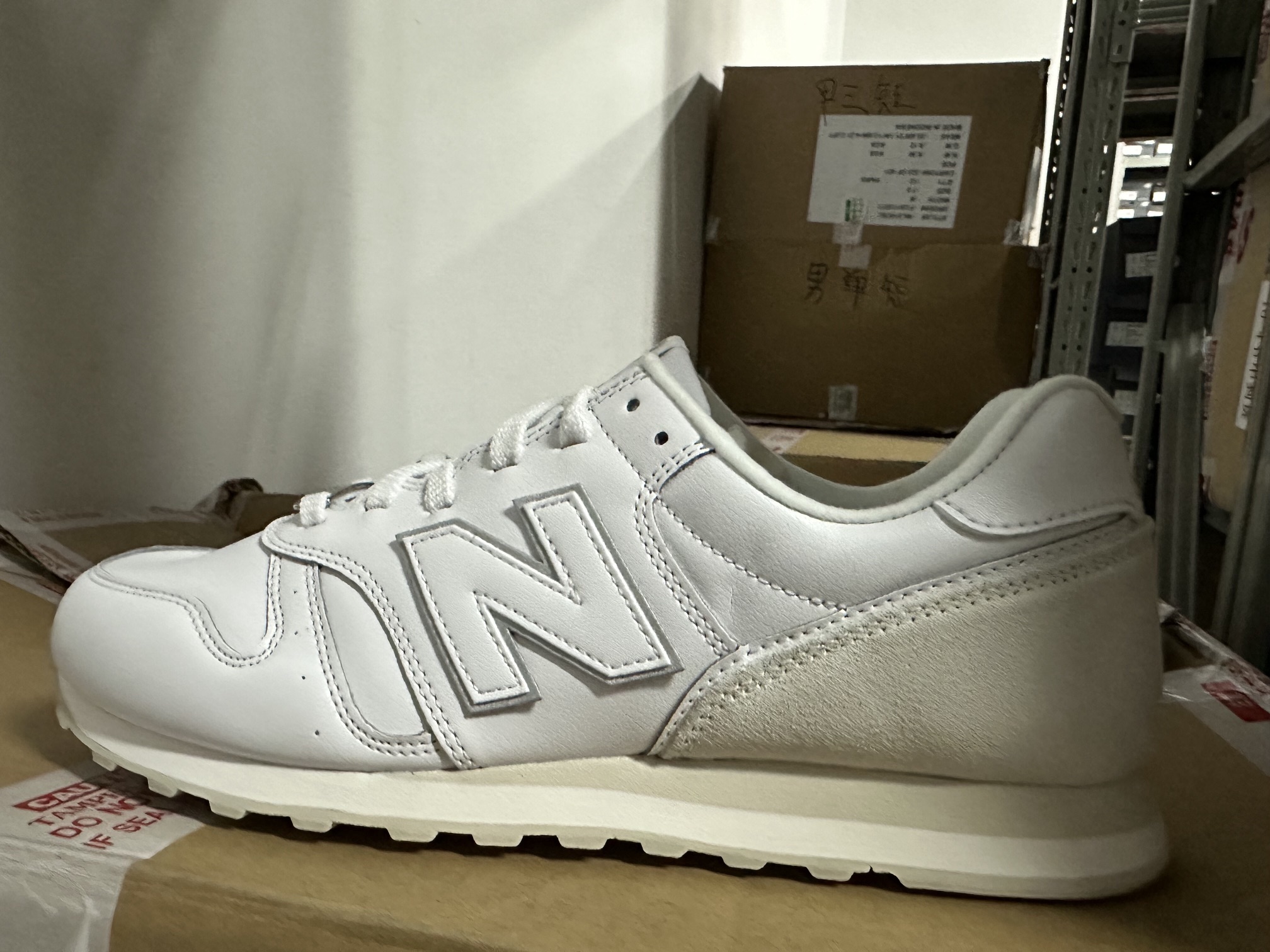 NB 373 'Vintage Running'