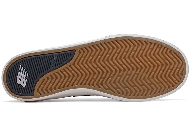 Shop New Balance 379 D-Wide Putih/Hitam NM379WWN