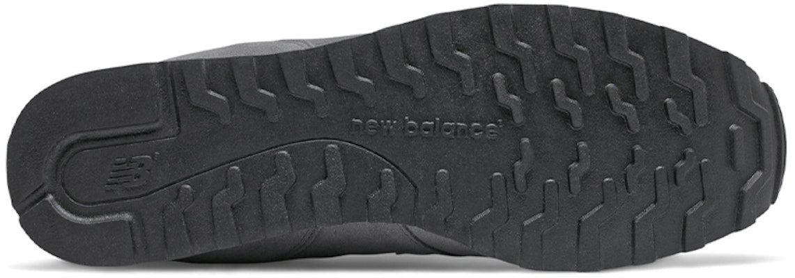 New Balance 393 系列 灰白色 Shop New Balance 393 系列 灰白色
