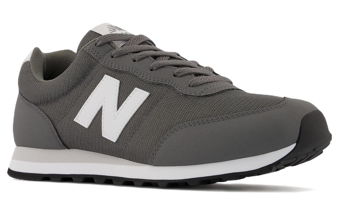 Lookbook New Balance 400系列 舒適低筒運動鞋 深灰色