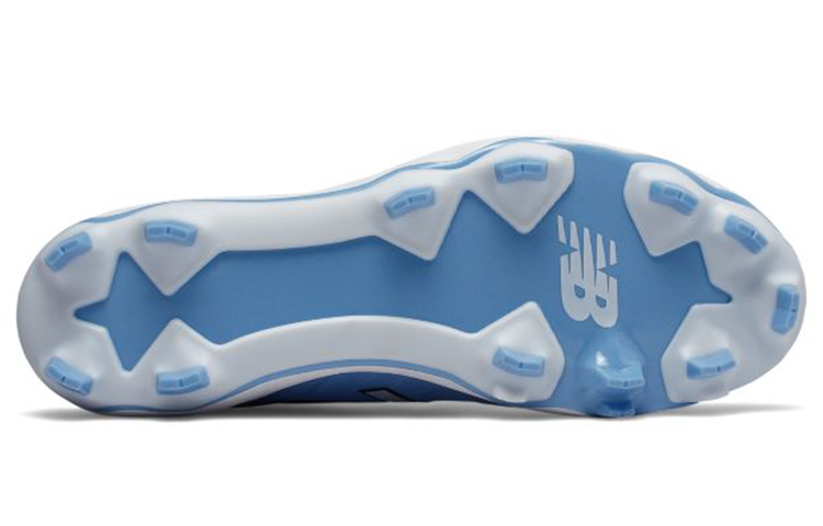 Shop New Balance 4040 v5 低筒防滑耐磨訓練鞋 淡藍白