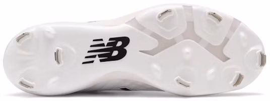 Shop New Balance 4040 v5 Metal 中筒防滑耐磨訓練鞋 白