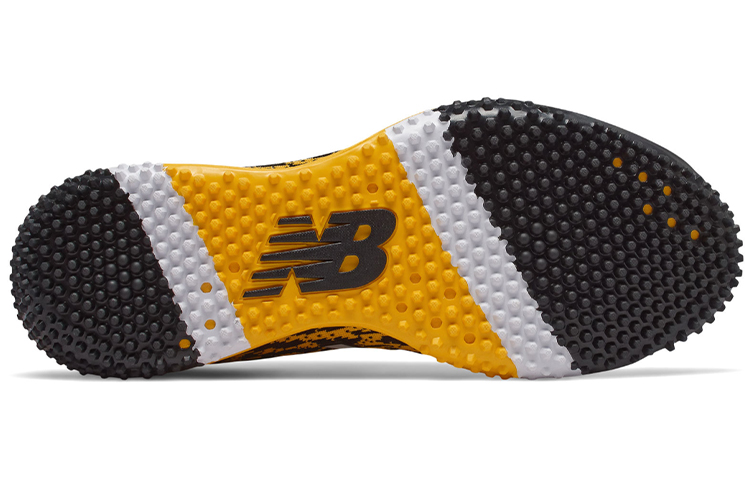 Shop New Balance 4040v5 黃色