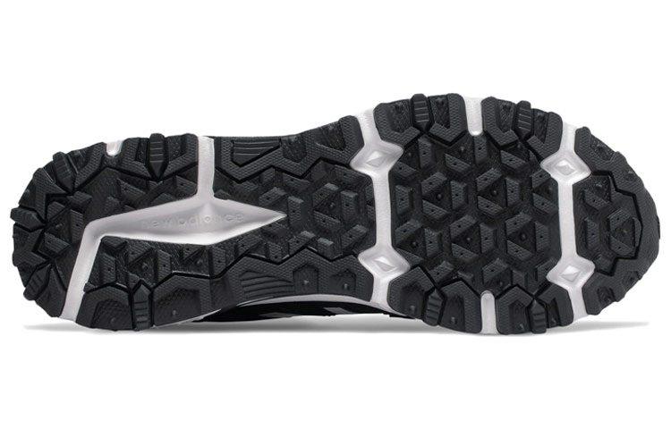 Purchase New Balance NB 410 v5 網眼休閒 低筒 跑步鞋 男女款 黑白 2E寬