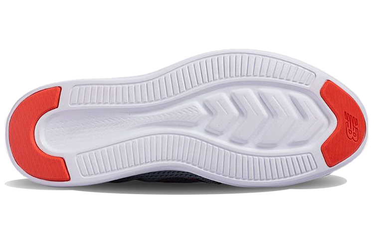 Shop New Balance Coast v4 灰色