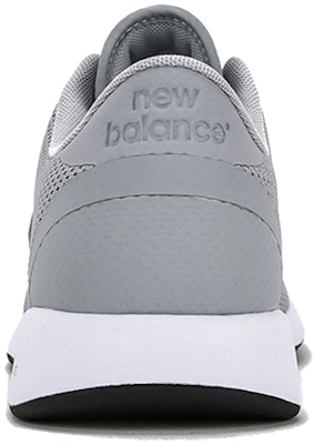 New Balance 420 重新设计 灰色 浅灰 MRL420GY Lookbook New Balance 420 重新设计 灰色 浅灰 MRL420GY