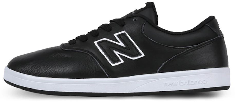 New Balance 424系列 休閒板鞋 黑白 Buy New Balance 424系列 休閒板鞋 黑白