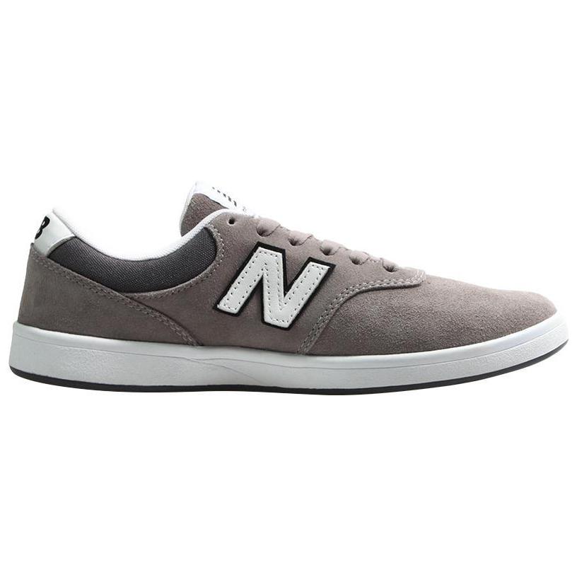 Order New Balance 424 ''Braun Weiß'' AM424MMB
