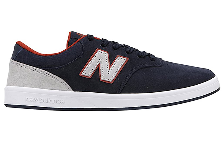 Order New Balance 424 ''Donkerblauw'' AM424BRS