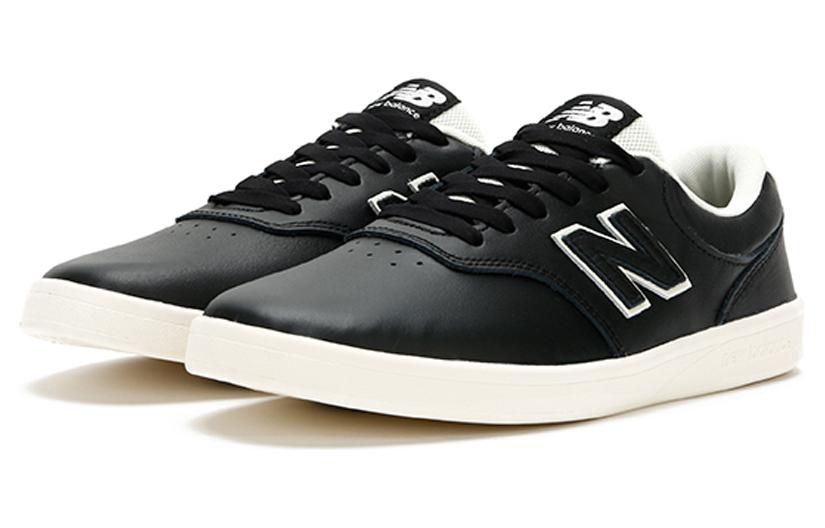 Lookbook New Balance 424 Baskets ''Noir Blanc'' AM424CLU
