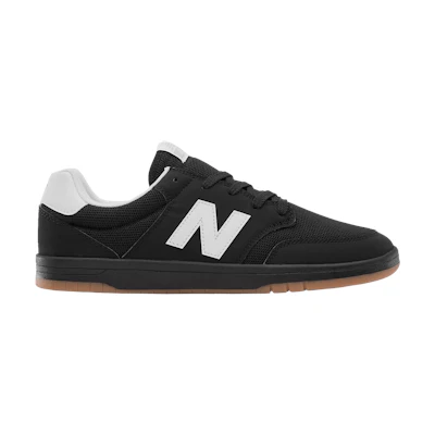 NB 425 2E Wide 'Black White'