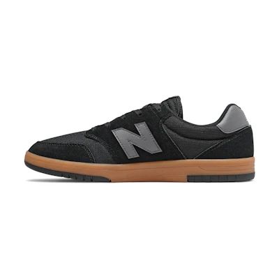 NB 425 Series Black Unisex