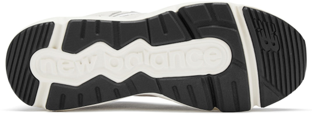 New Balance 426 'Crema Claro Blanco Negro' ML426WB1 Purchase New Balance 426 'Crema Claro Blanco Negro' ML426WB1