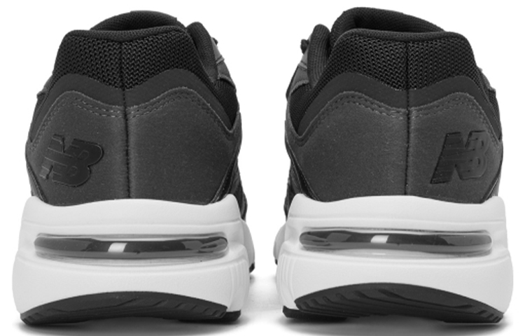 Shop Siri 426 New Balance ML426LB1