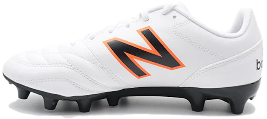 New Balance 人造皮革 專業穩定舒適 減震耐磨 足球鞋 男款 白黑色 Buy New Balance 人造皮革 專業穩定舒適 減震耐磨 足球鞋 男款 白黑色