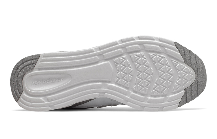 Shop New Balance 45X系列灰色 MS45XRC1