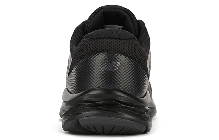 Lookbook 新百伦 490系列 v5 低帮跑鞋 黑色