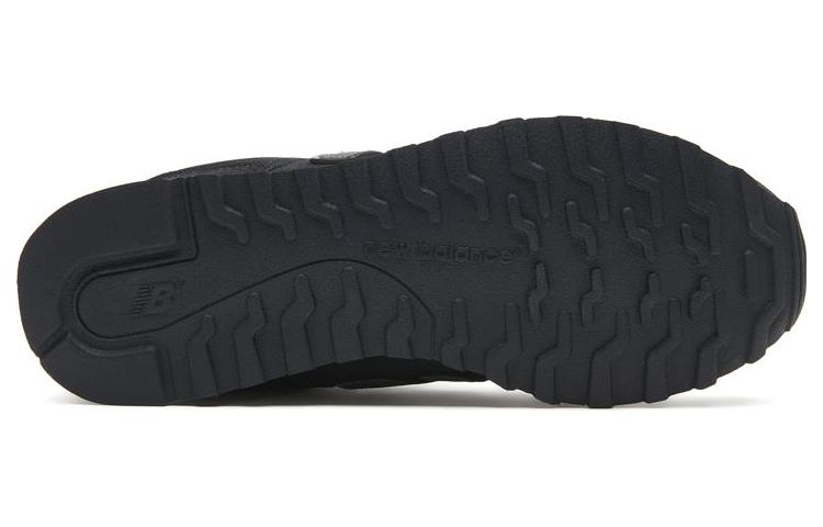 Shop New Balance 500系列 舒適耐磨跑步鞋 黑灰