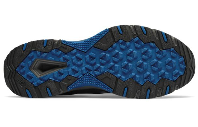 Shop New Balance 510 Série v4 Trail Noir/Bleu MT510CR4