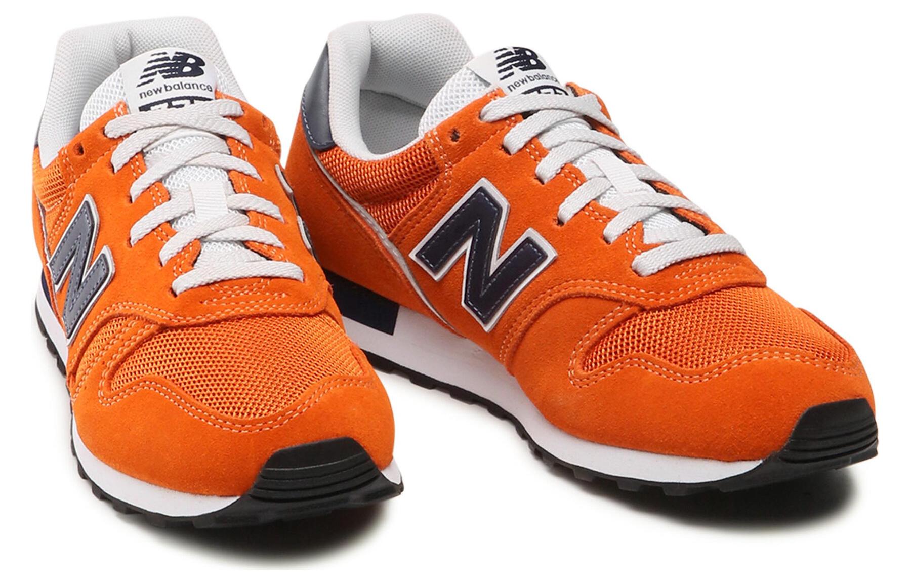 Shop New Balance 520 Seri Oranye U520CJ
