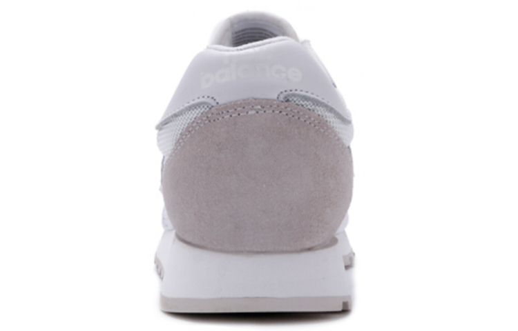 Shop New Balance 520 Siri Putih U520AD