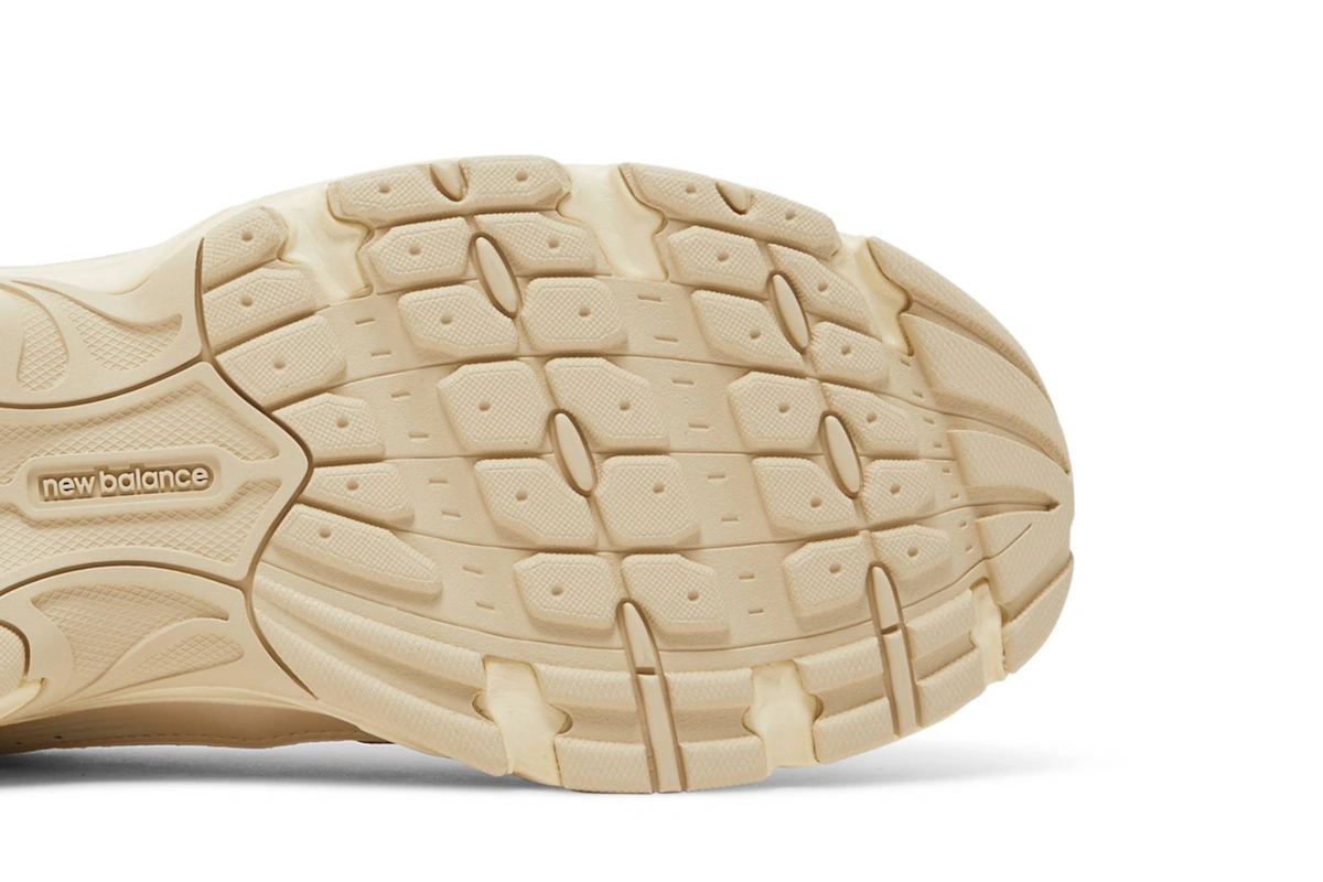 New Balance 530 'Beige Angora'