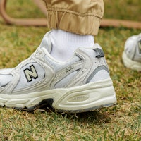 New Balance NB 530 減震防滑 低筒 跑步鞋 男女同款 灰白 1