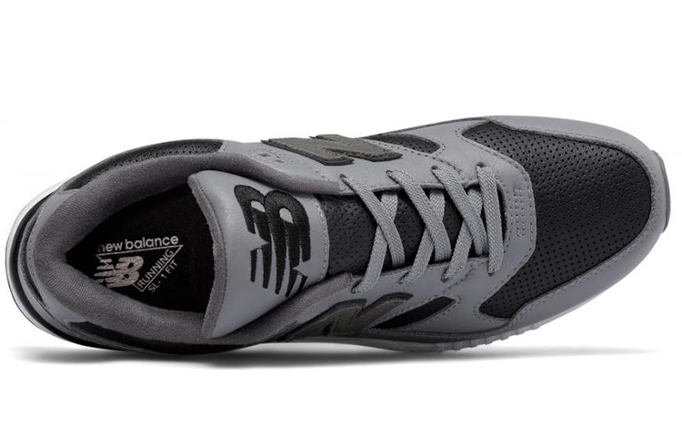 Lookbook New Balance 530 'Kulit Mewah Abu-abu Baja Hitam' M530VTA