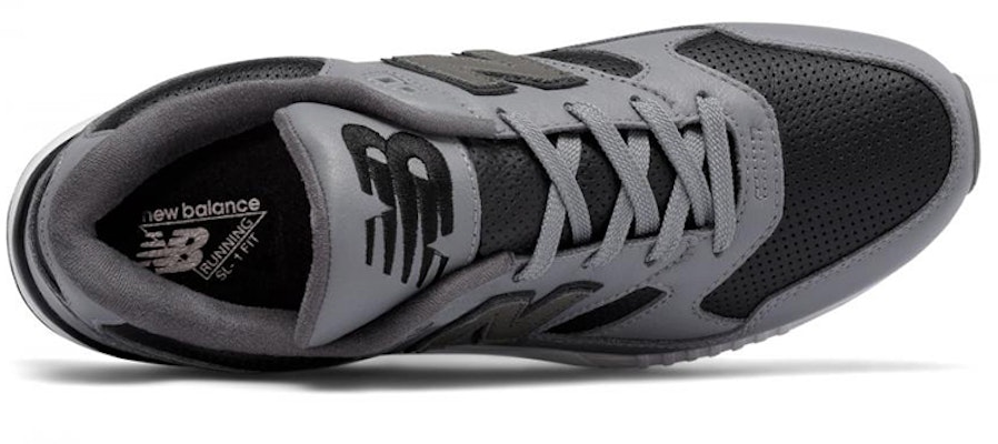 New Balance 530 豪华皮革钢灰黑色 M530VTA Lookbook New Balance 530 豪华皮革钢灰黑色 M530VTA