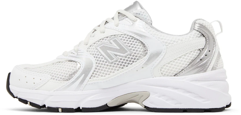 New Balance 530 '曼賽爾白' MR530EMA Shop New Balance 530 '曼賽爾白' MR530EMA