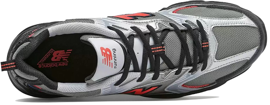 新百伦 530 / 银色 '黑' MR530SL Lookbook 新百伦 530 / 银色 '黑' MR530SL