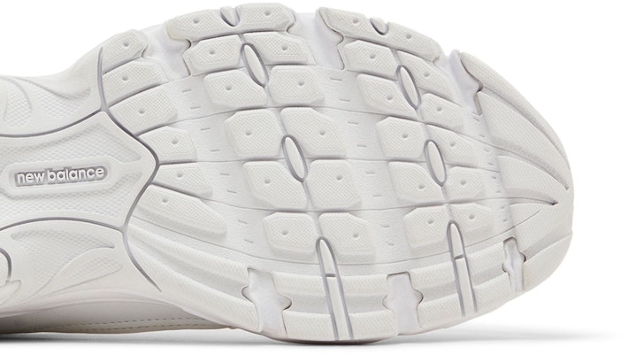 New Balance 530 ''Triple White'' Wit MR530PA Details for New Balance 530 ''Triple White'' Wit MR530PA