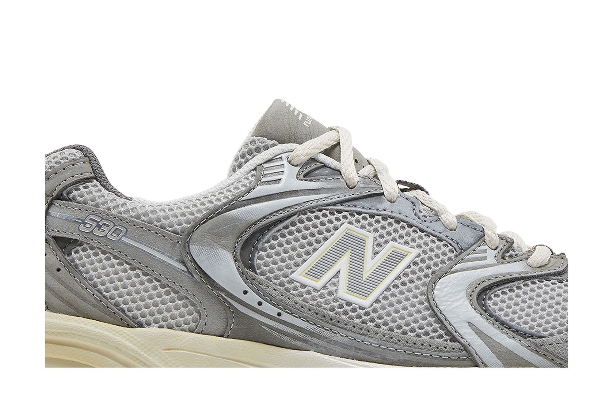 Lookbook New Balance 530 'Kelabu Vintage' MR530TG