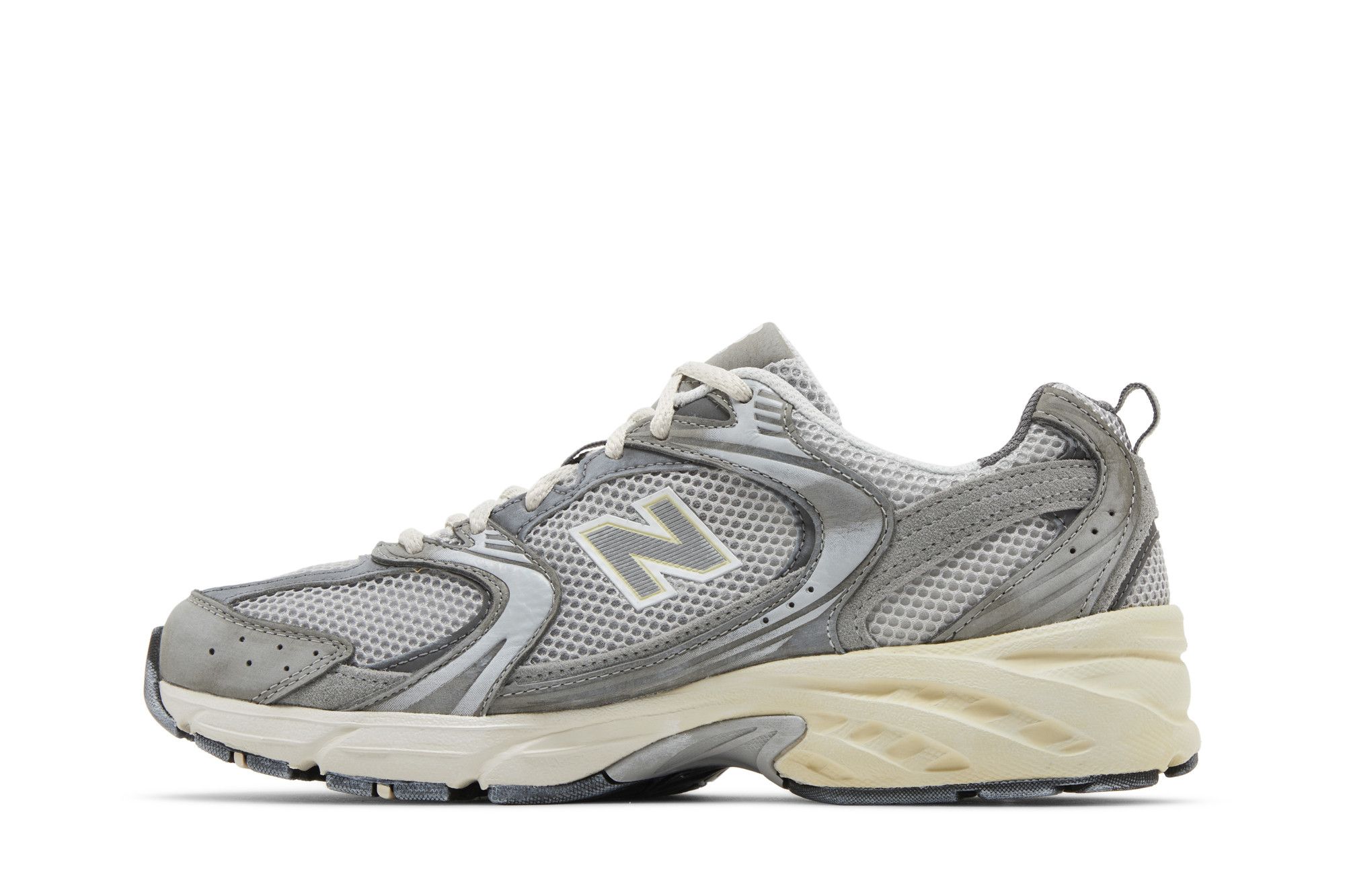 Shop New Balance 530 'Kelabu Vintage' MR530TG