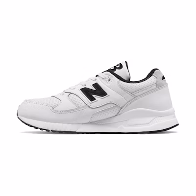 NB 530 'White Black'