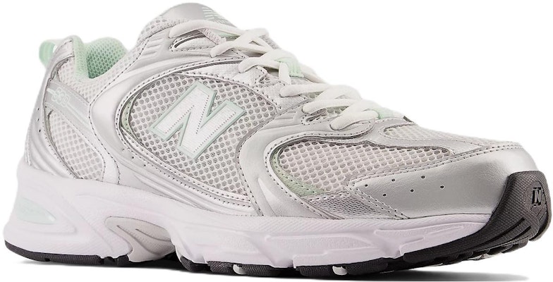 New Balance 530 'Putih Cosmic Jade' MR530ZEL Lookbook New Balance 530 'Putih Cosmic Jade' MR530ZEL
